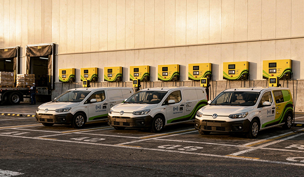 6 kW 8 kW 12 kW Small Fleet DC EV Charger